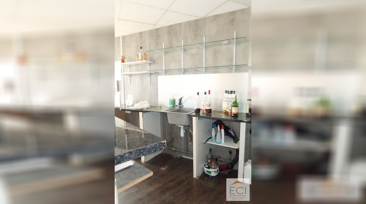 Ma-Cabane - Location Local commercial LIMOGES, 86 m²