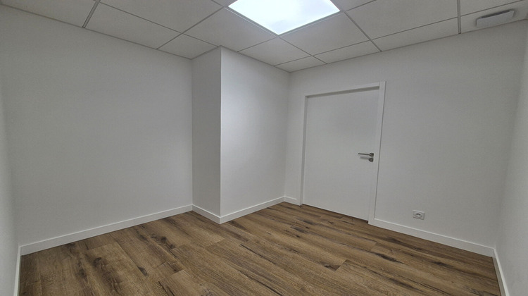 Ma-Cabane - Location Local commercial LIMOUX, 24 m²