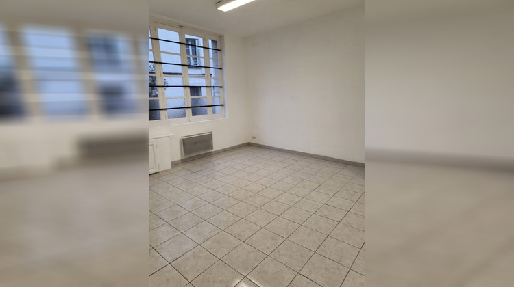 Ma-Cabane - Location Local commercial LOCHES, 40 m²