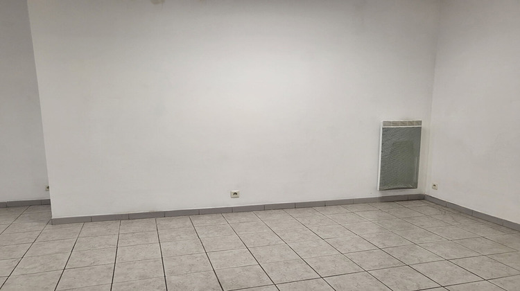 Ma-Cabane - Location Local commercial LOCHES, 40 m²