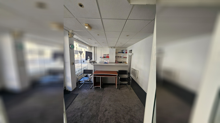 Ma-Cabane - Location Local commercial LONGEVILLE-LES-METZ, 75 m²