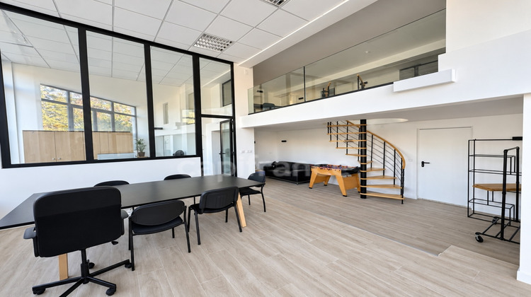 Ma-Cabane - Location Local commercial LONGJUMEAU, 130 m²