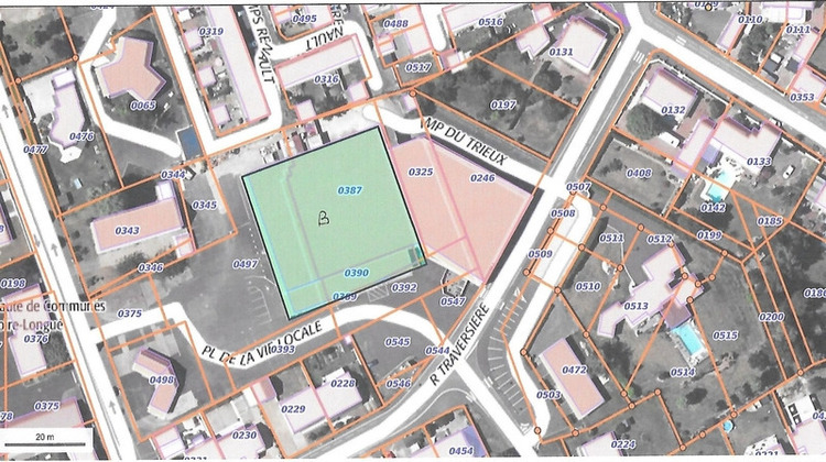 Ma-Cabane - Location Local commercial LONGUE JUMELLES, 2210 m²