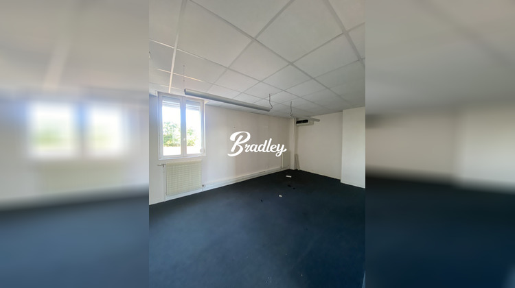 Ma-Cabane - Location Local commercial Longueau, 171 m²