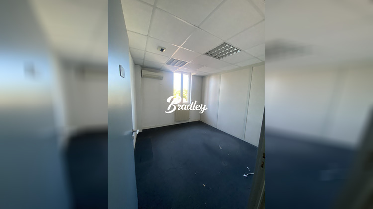 Ma-Cabane - Location Local commercial Longueau, 171 m²