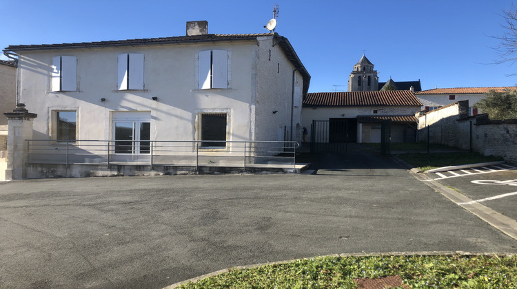 Ma-Cabane - Location Local commercial Lonzac, 174 m²