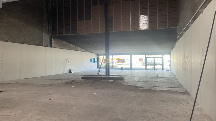 Ma-Cabane - Location Local commercial Lorient, 450 m²