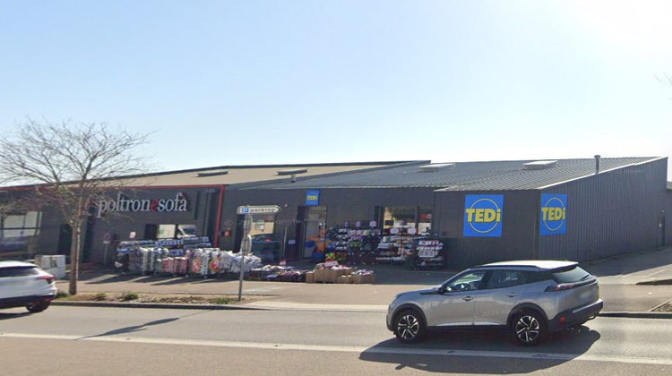 Ma-Cabane - Location Local commercial Lorient, 750 m²