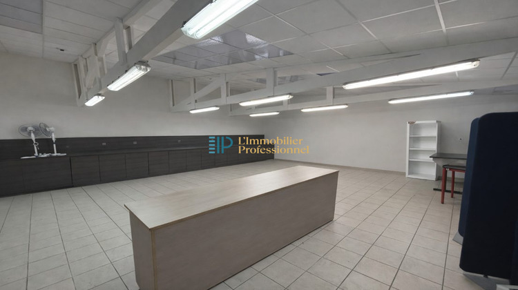 Ma-Cabane - Location Local commercial Lorient, 265 m²