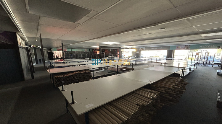 Ma-Cabane - Location Local commercial Lorient, 306 m²