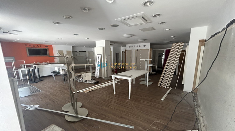Ma-Cabane - Location Local commercial Lorient, 122 m²