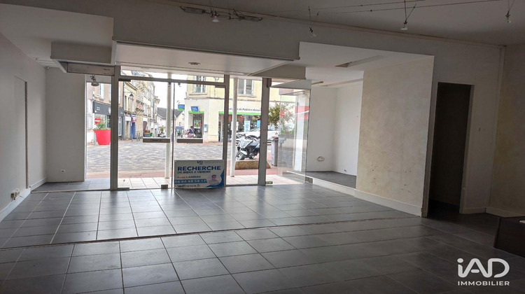 Ma-Cabane - Location Local commercial Loudun, 66 m²