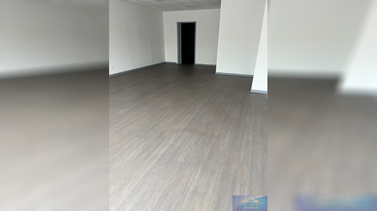 Ma-Cabane - Location Local commercial Lourdes, 100 m²