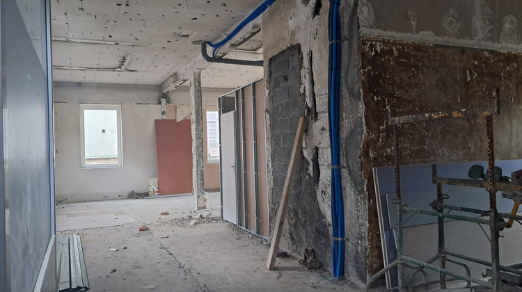 Ma-Cabane - Location Local commercial Louviers, 170 m²