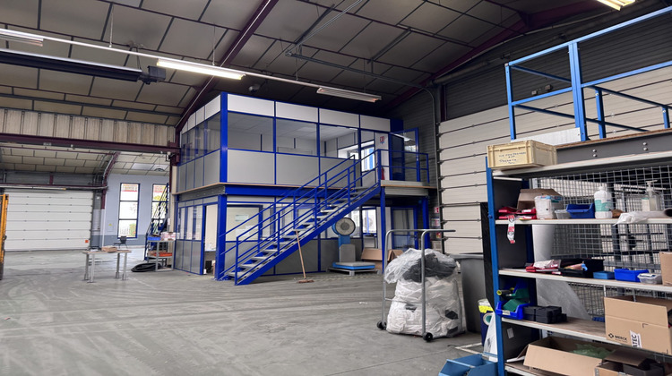 Ma-Cabane - Location Local commercial Louviers, 3200 m²