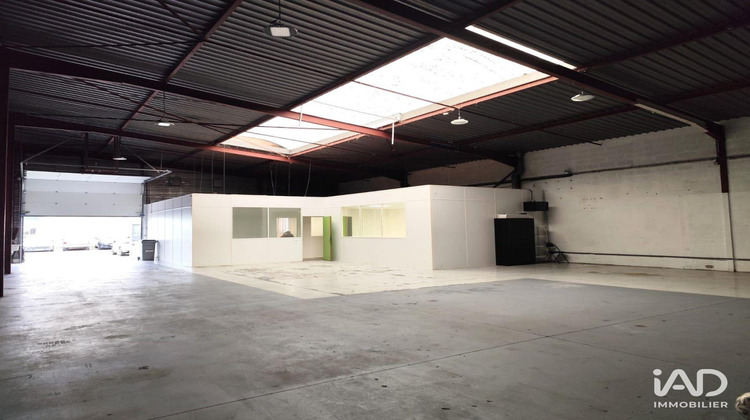 Ma-Cabane - Location Local commercial Lucé, 330 m²