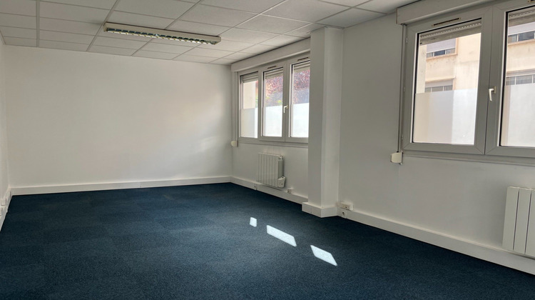 Ma-Cabane - Location Local commercial Lyon 03, 92 m²