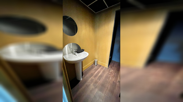 Ma-Cabane - Location Local commercial LYON 2, 130 m²