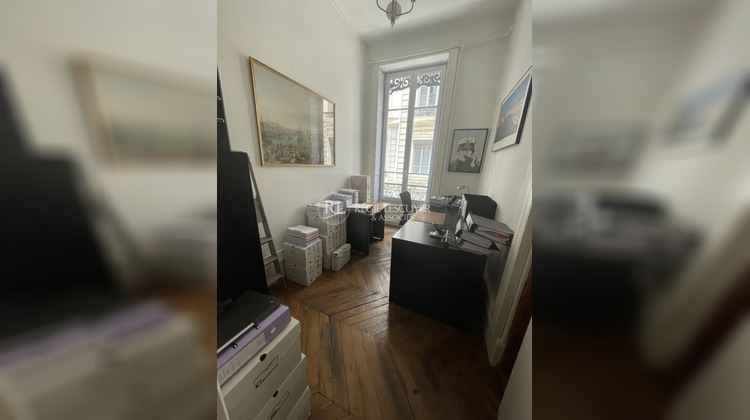 Ma-Cabane - Location Local commercial LYON 2, 185 m²