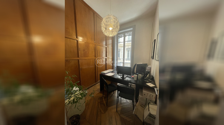 Ma-Cabane - Location Local commercial LYON 2, 185 m²