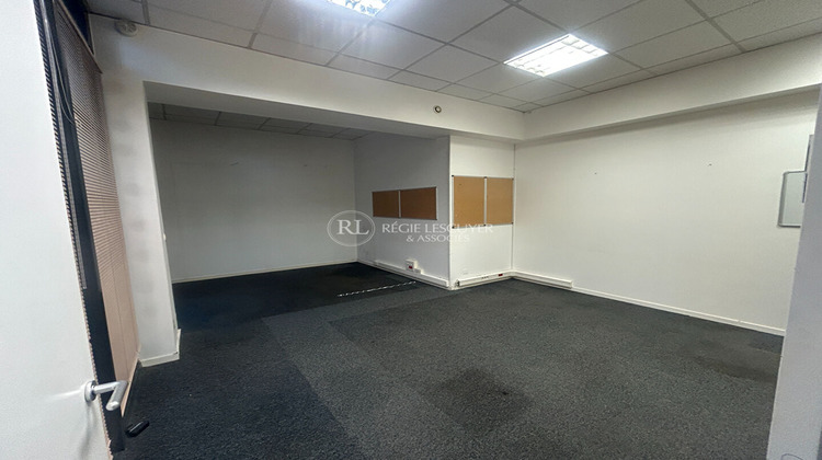 Ma-Cabane - Location Local commercial LYON 3, 210 m²