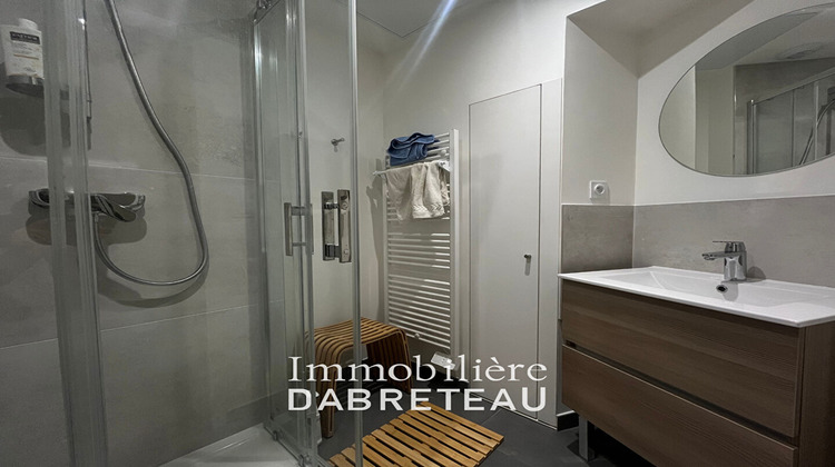 Ma-Cabane - Location Local commercial LYON 6, 39 m²