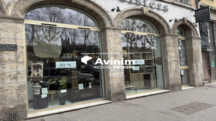 Ma-Cabane - Location Local commercial Lyon, 323 m²