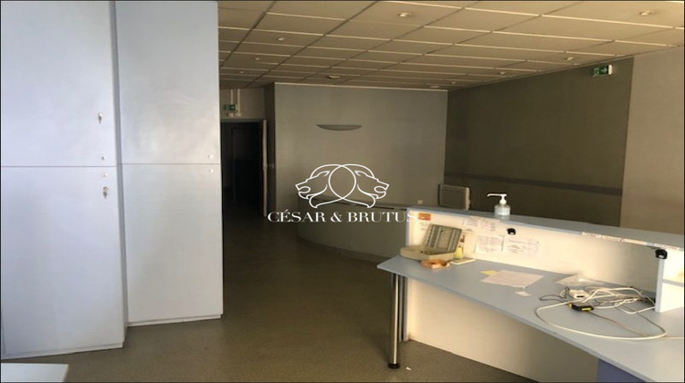Ma-Cabane - Location Local commercial Lyon, 143 m²
