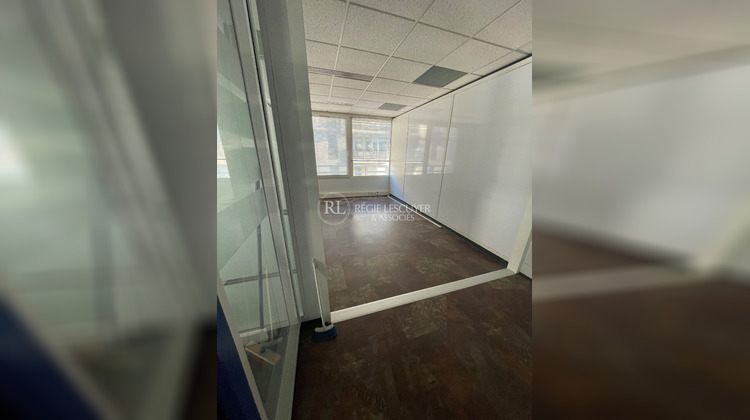 Ma-Cabane - Location Local commercial LYON 7, 90 m²