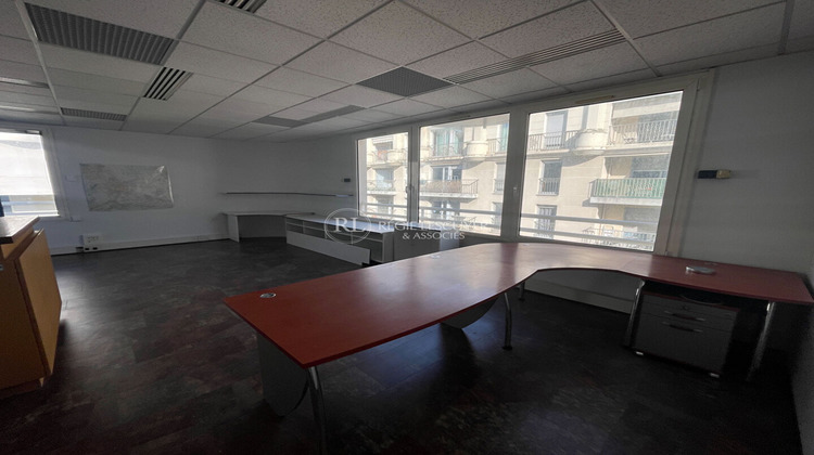 Ma-Cabane - Location Local commercial LYON 7, 90 m²