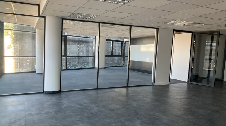 Ma-Cabane - Location Local commercial LYON 7EME ARRONDISSEMENT, 346 m²
