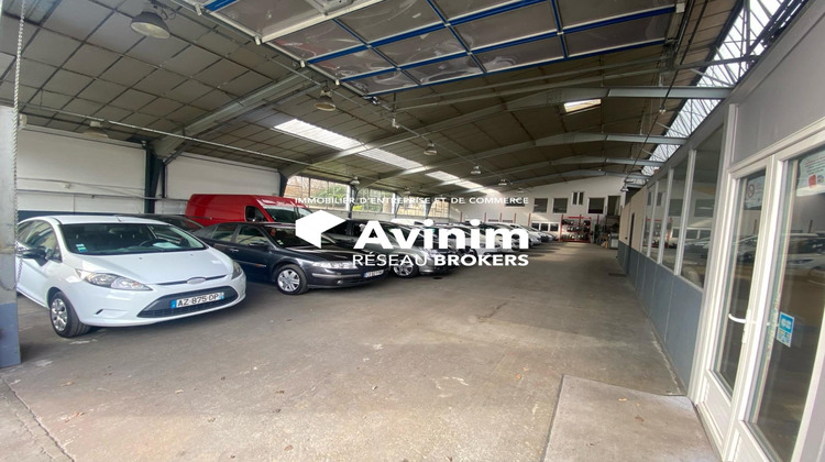 Ma-Cabane - Location Local commercial Mâcon, 890 m²