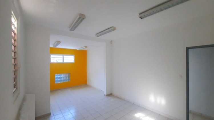 Ma-Cabane - Location Local commercial MAMOUDZOU, 213 m²