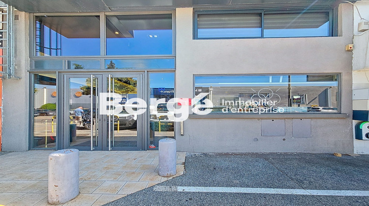 Ma-Cabane - Location Local commercial Mandelieu-la-Napoule, 200 m²