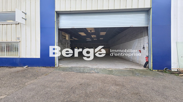 Ma-Cabane - Location Local commercial Mandelieu-la-Napoule, 565 m²