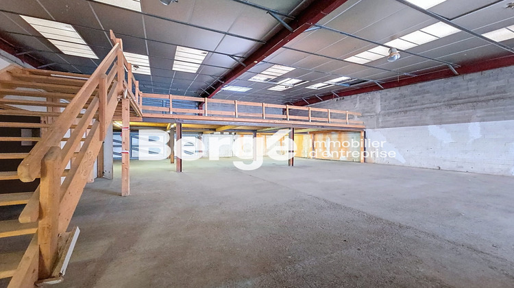 Ma-Cabane - Location Local commercial Mandelieu-la-Napoule, 565 m²