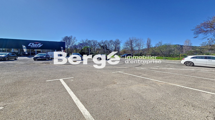 Ma-Cabane - Location Local commercial Mandelieu-la-Napoule, 213 m²