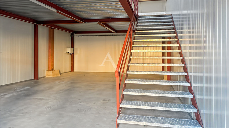 Ma-Cabane - Location Local commercial MANDRES-LES-ROSES, 84 m²