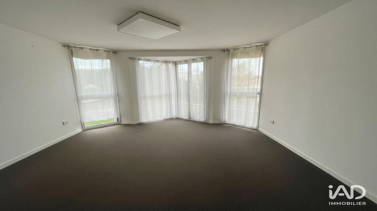 Ma-Cabane - Location Local commercial Marcoussis, 60 m²
