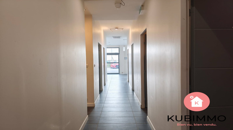 Ma-Cabane - Location Local commercial Mareuil-lès-Meaux, 102 m²