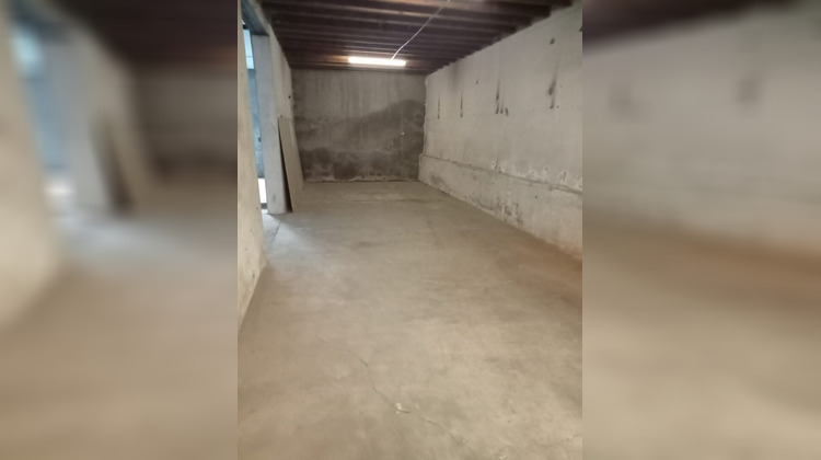 Ma-Cabane - Location Local commercial MARGNY-LES-COMPIEGNE, 640 m²