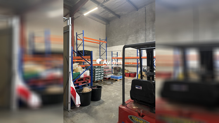 Ma-Cabane - Location Local commercial Marignane, 250 m²