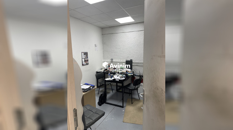 Ma-Cabane - Location Local commercial Marignane, 250 m²