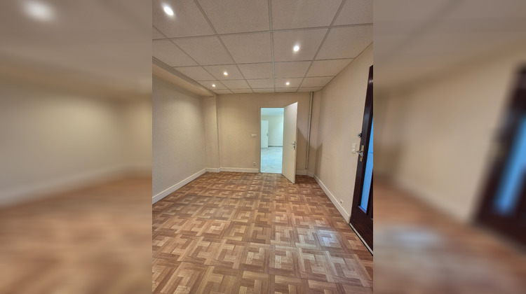 Ma-Cabane - Location Local commercial MARLY-LE-ROI, 45 m²