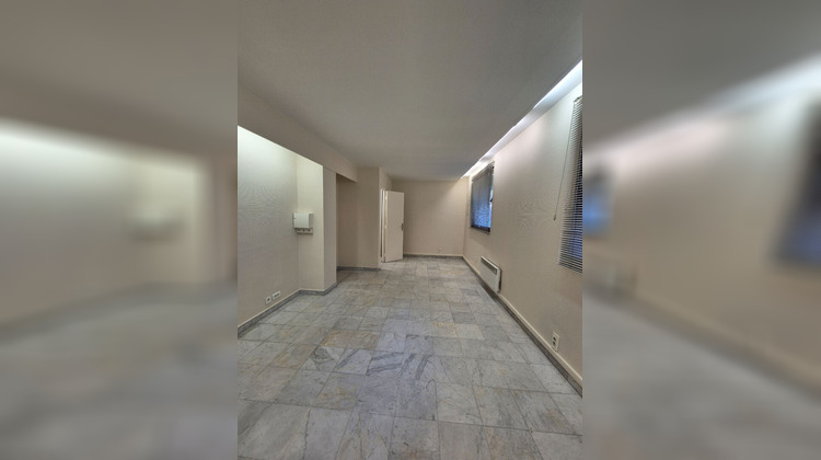 Ma-Cabane - Location Local commercial MARLY-LE-ROI, 45 m²