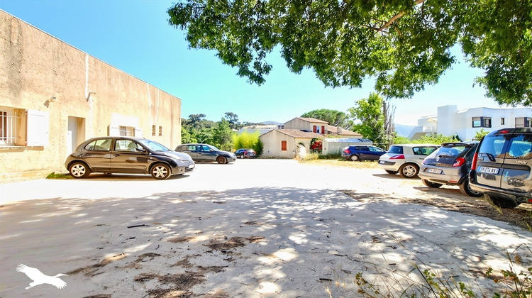 Ma-Cabane - Location Local commercial MARSEILLE 11, 320 m²