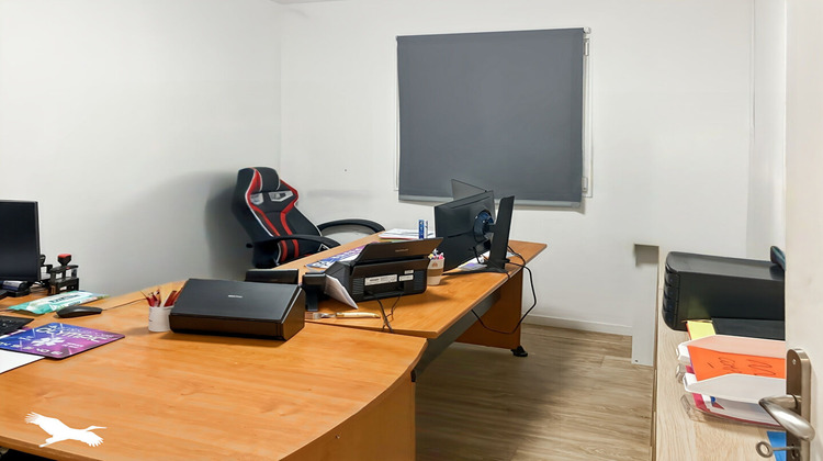 Ma-Cabane - Location Local commercial MARSEILLE 11, 320 m²