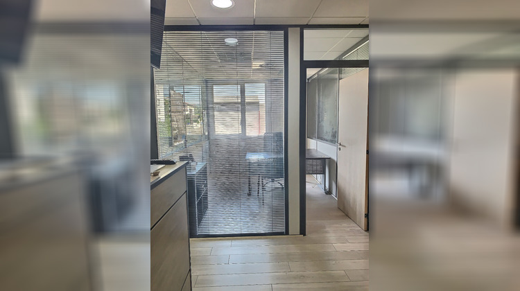 Ma-Cabane - Location Local commercial MARSEILLE 13, 70 m²