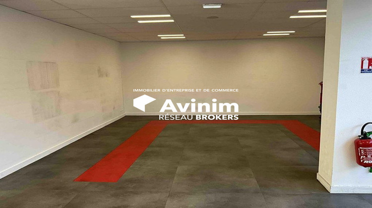 Ma-Cabane - Location Local commercial Marseille, 875 m²