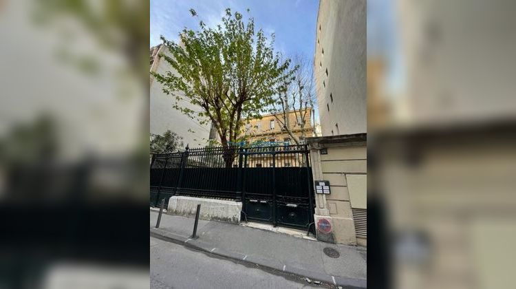 Ma-Cabane - Location Local commercial Marseille, 165 m²